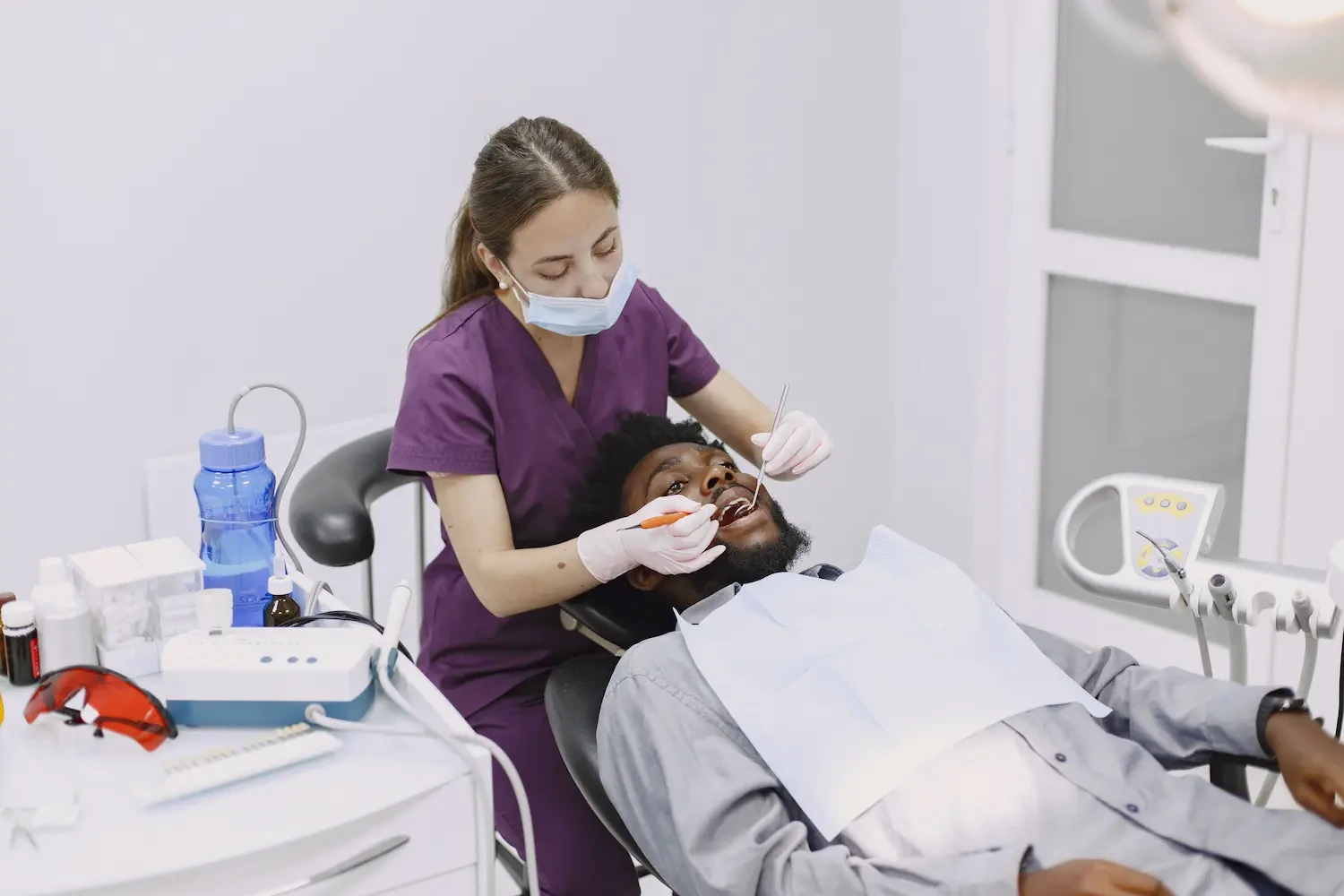 Emergency dentist in Clifton, Louisville KY providing same-day treatment for a broken tooth